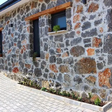 Stone House * 페티예